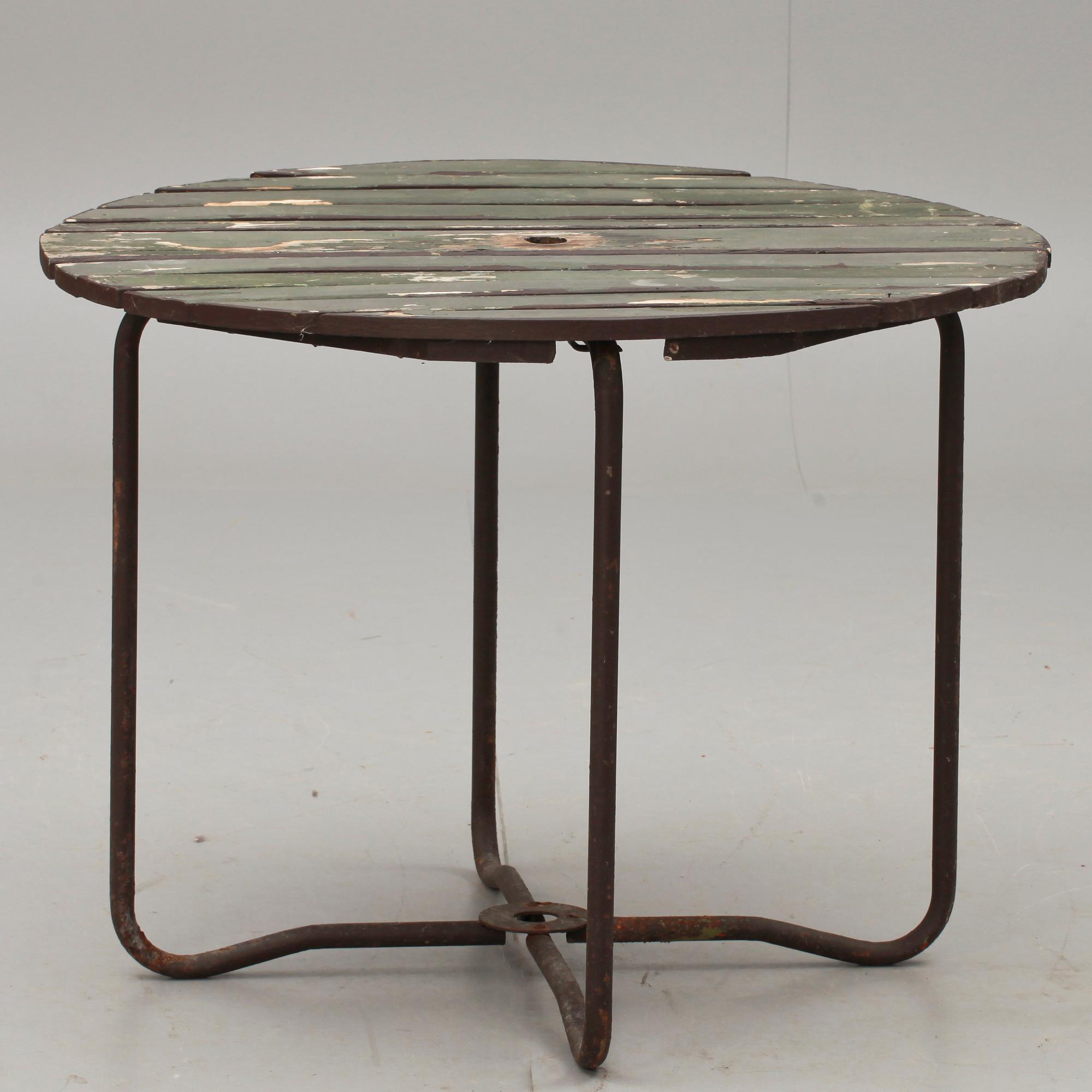 TRÄDGÅRDSSTOLAR, 4 st samt BORD, Bjärnum, 1900-tal.