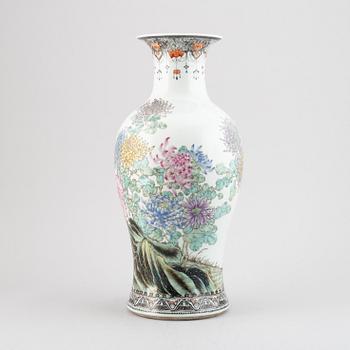 A Chinese famille rose vase, 20th century.