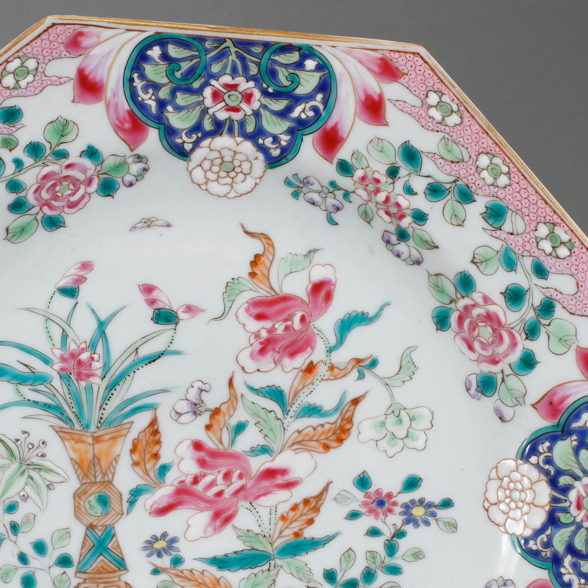 FAT, samt TALLRIK, porslin, Kina, 1700-tal.