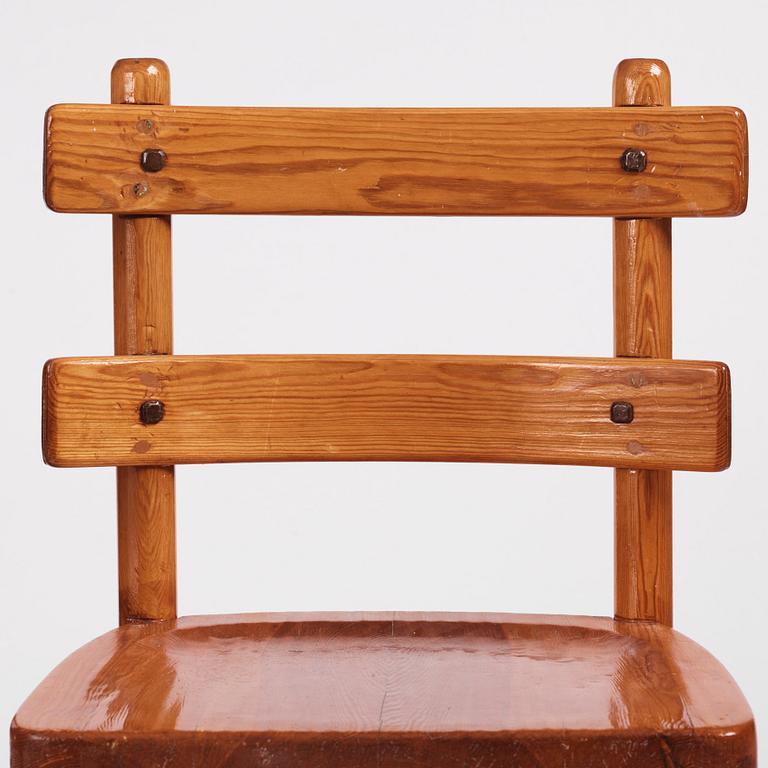 Axel Einar Hjorth, a pair of "Sandhamn" pine chairs, Nordiska Kompaniet, 1929.