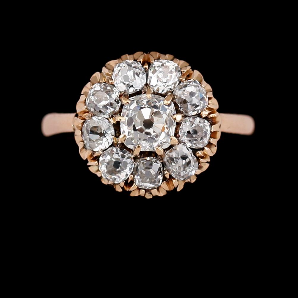 RING, 14 k guld, 10 diamanter tot ca 1.30 ct.