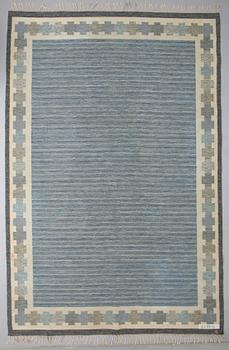 Ingegerd Silow · MATTA, Rölakan, signerad IS (Ingegerd Silow). Ca 350 x 235 cm.