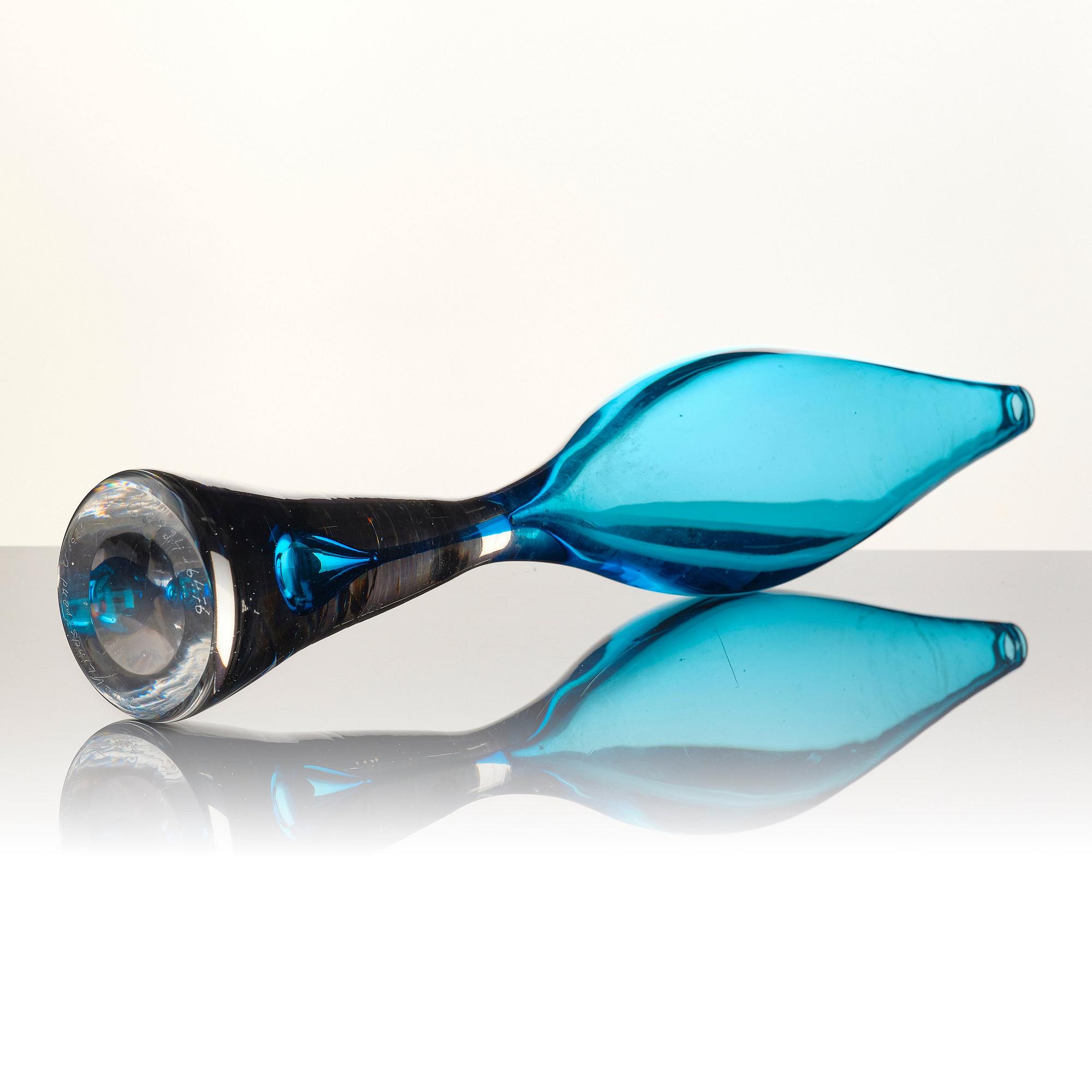 Vicke Lindstrand, a unique glass vase, Kosta, Sweden 1950s.