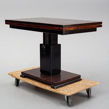 Otto Wretling, a 'Idealbordet' birch table, Umeå, 1930's.