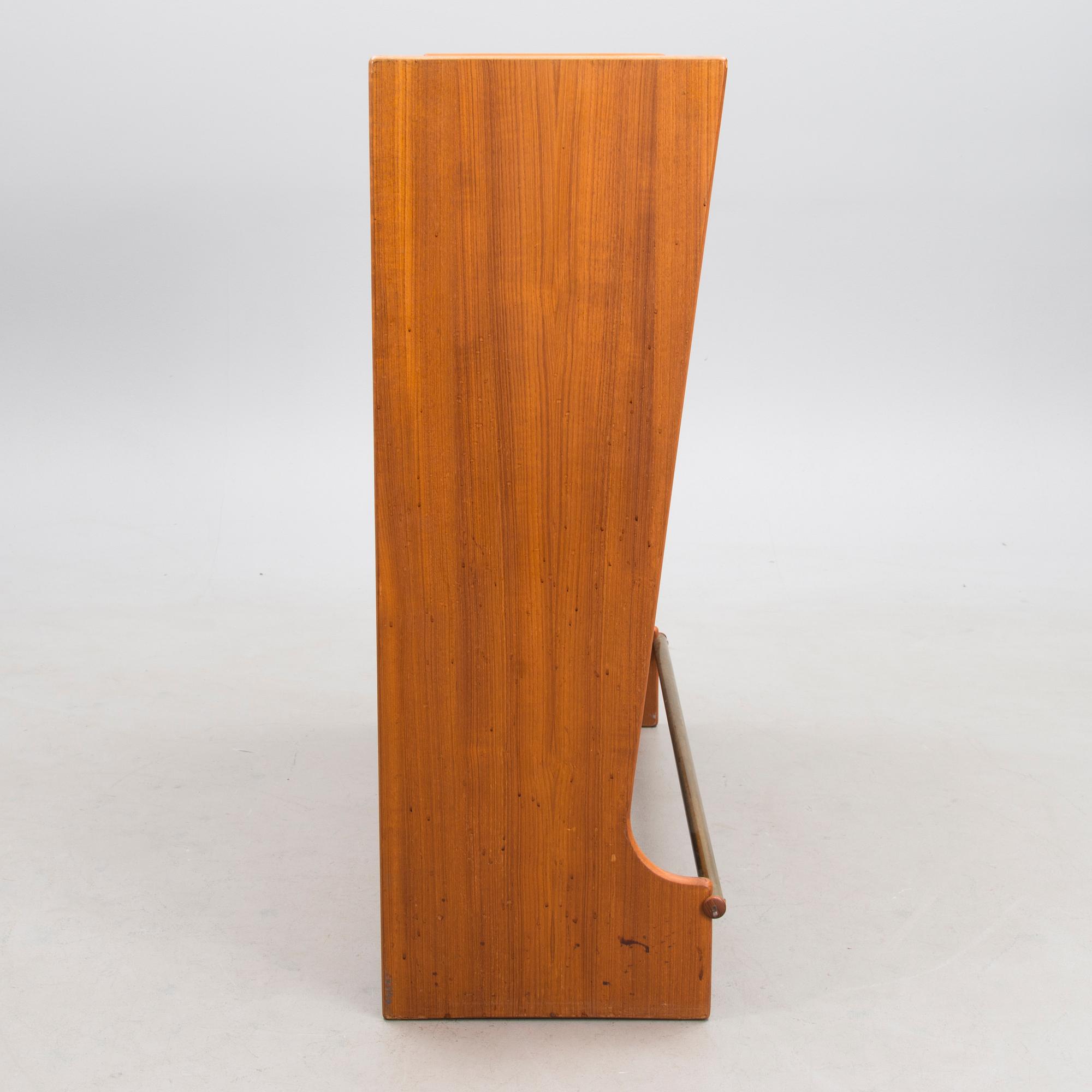 Bar cabinet SK661 and three bar stools by Johannes Andersen, Denmark, 1960s.