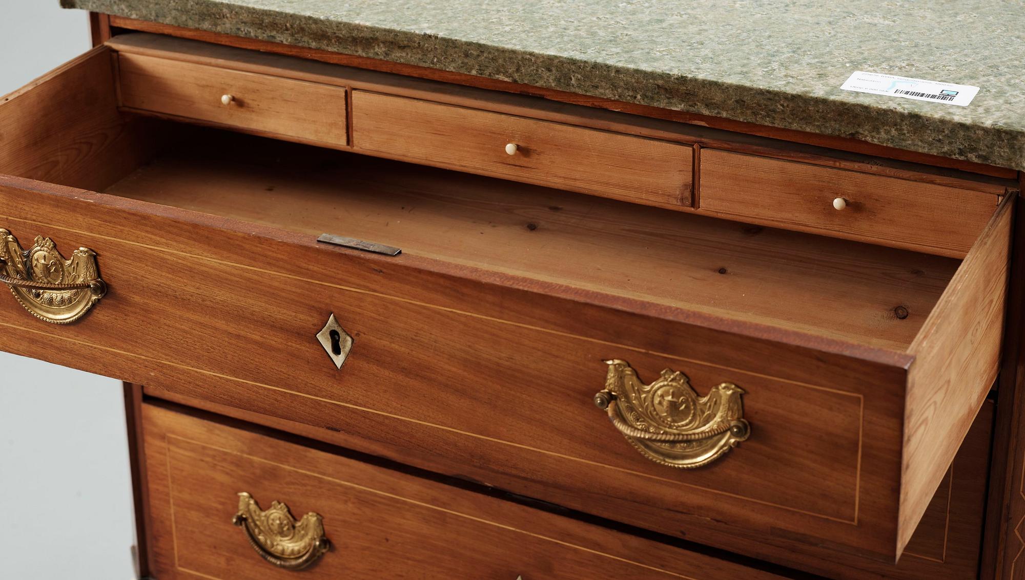 BYRÅ, sengustaviansk, 1800-tal.