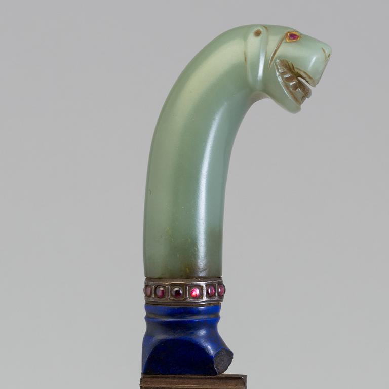 KNIFE, probably with lapis lazuli and probably bowenite, probably India 1900's.