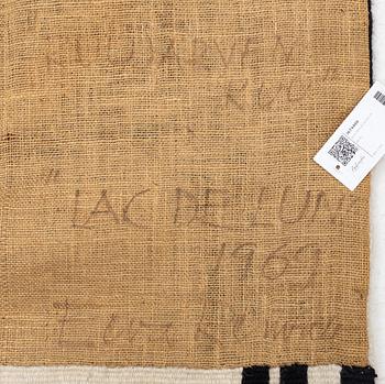 Eeva Renvall, "Kuujärven kuu", bonad, signerad, ca 110 x 82 cm.