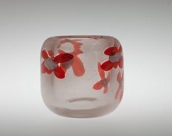 Kerttu Nurminen, A VASE.