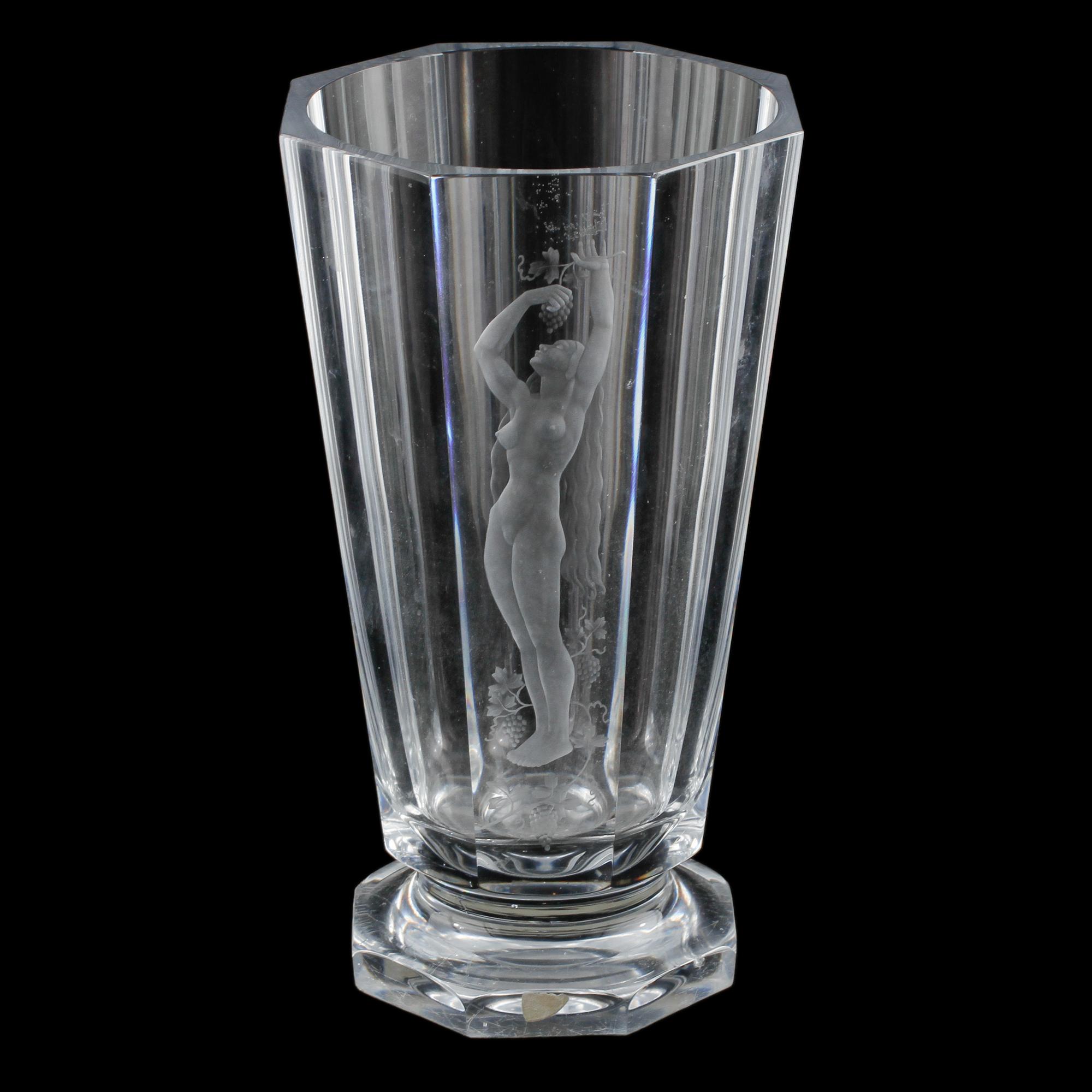 VAS, glas, Simon Gate, Orrefors, 1900-talets första hälft.