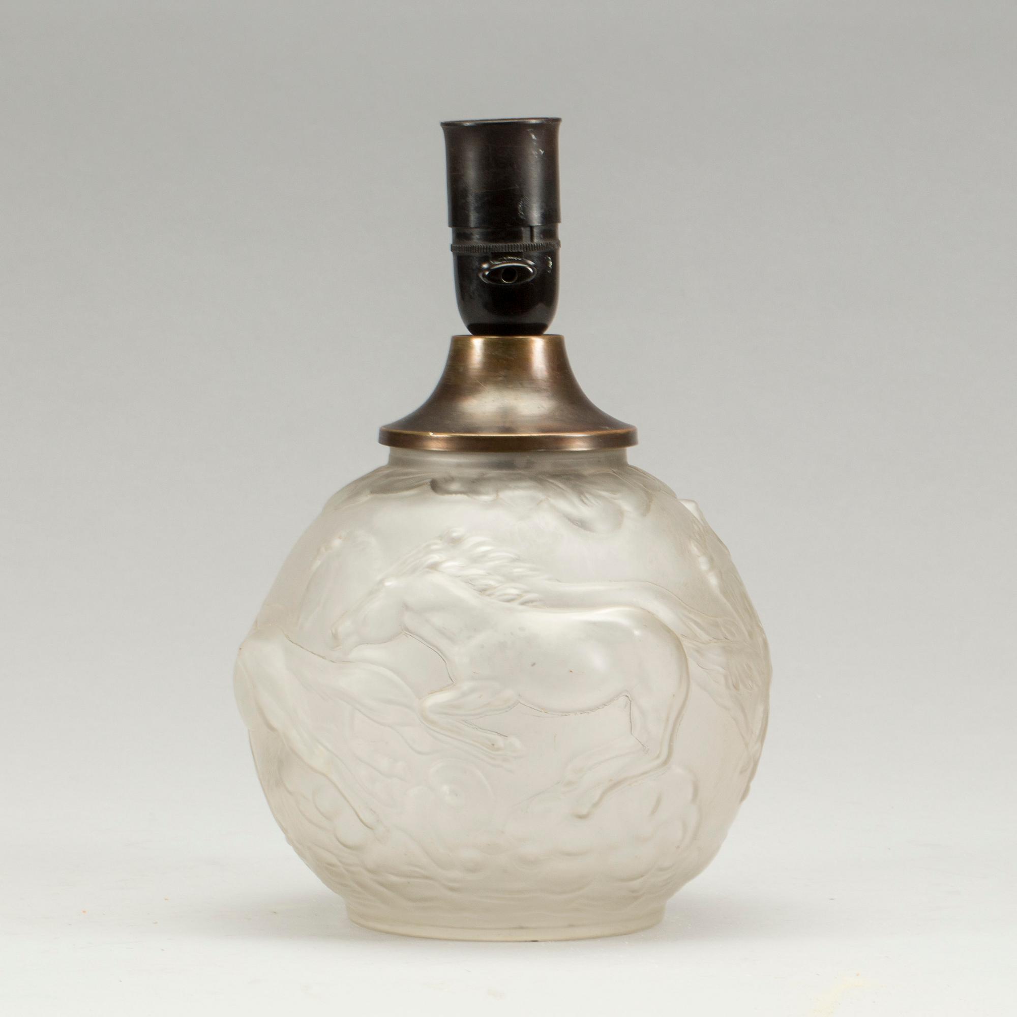 BORDSLAMPA, glas, 1900-talets första hälft.
