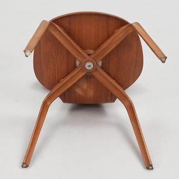 Arne Jacobsen, a set of three 'Grand Prix' chairs, Fritz Hansen.
