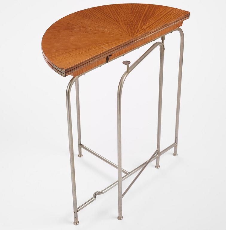 Carl Bergsten, an important drop-leaf table, Nordiska Kompaniet, for the Stockholm Exhibition 1930.