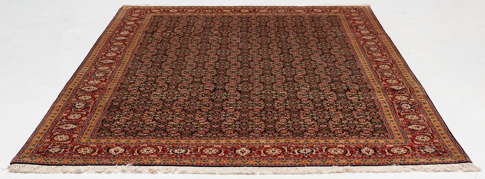 Matta, Täbriz, ca 300 x 207 cm.