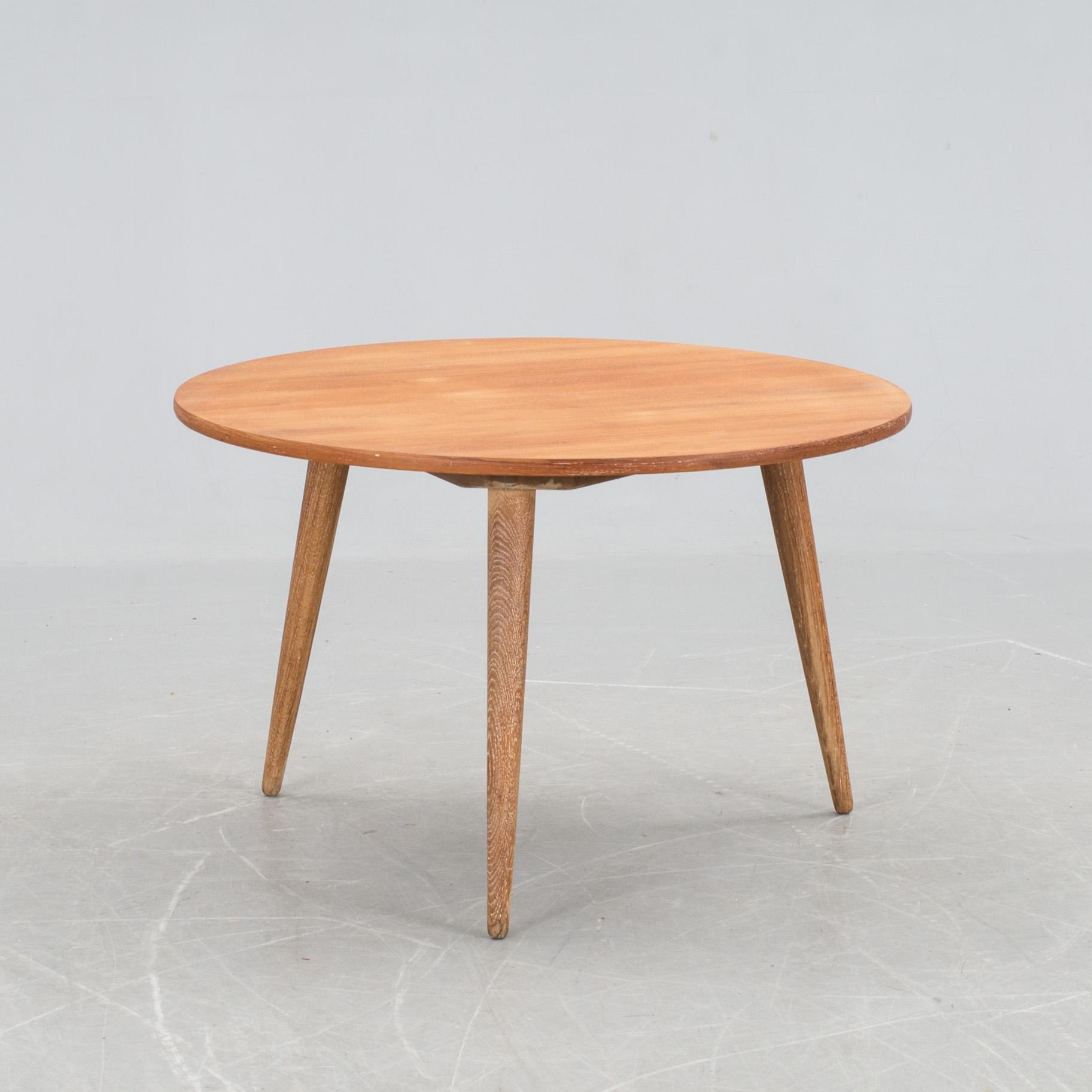 SOFFBORD, Hans J Wegner, Andreas Tuck, brännmärkt.