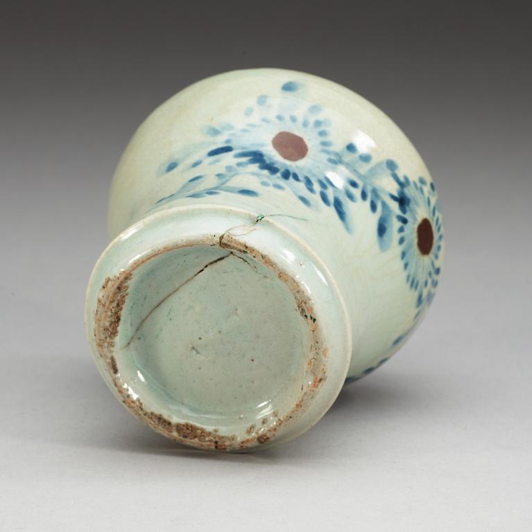 VAS, porslin. Korea, 1800-tal.