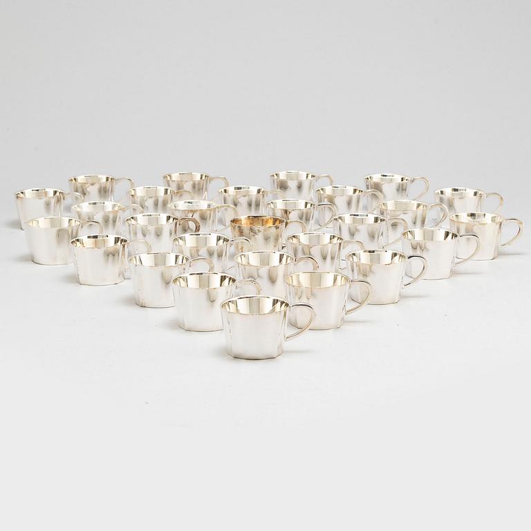 SIGVARD BERNADOTTE, nysilver, 28 st, punschbägare.