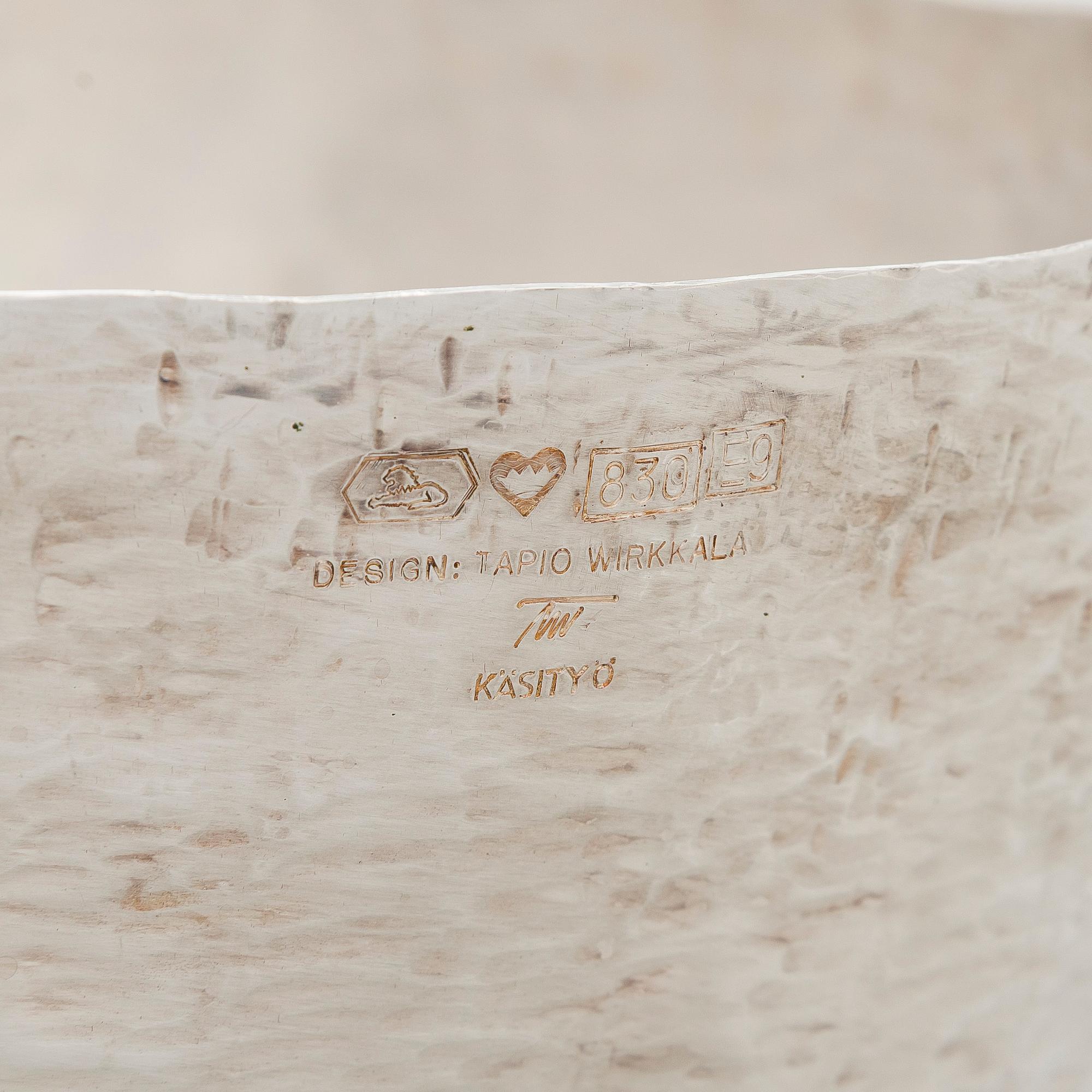 Tapio Wirkkala, skål, silver, Kultakeskus Tavastehus 2006.