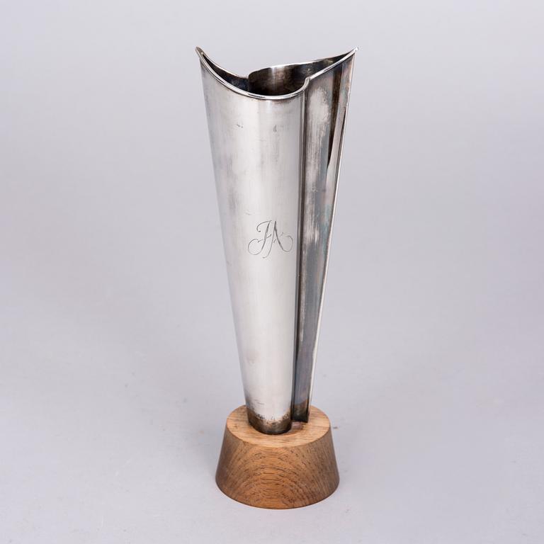 VAS, silver, "Liekki" Tapio Wirkkala, Kultakeskus, Tavastehus 1962.