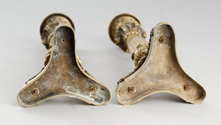LJUSSTAKAR, 1 par, brons, senempire, 1800-talets första hälft.