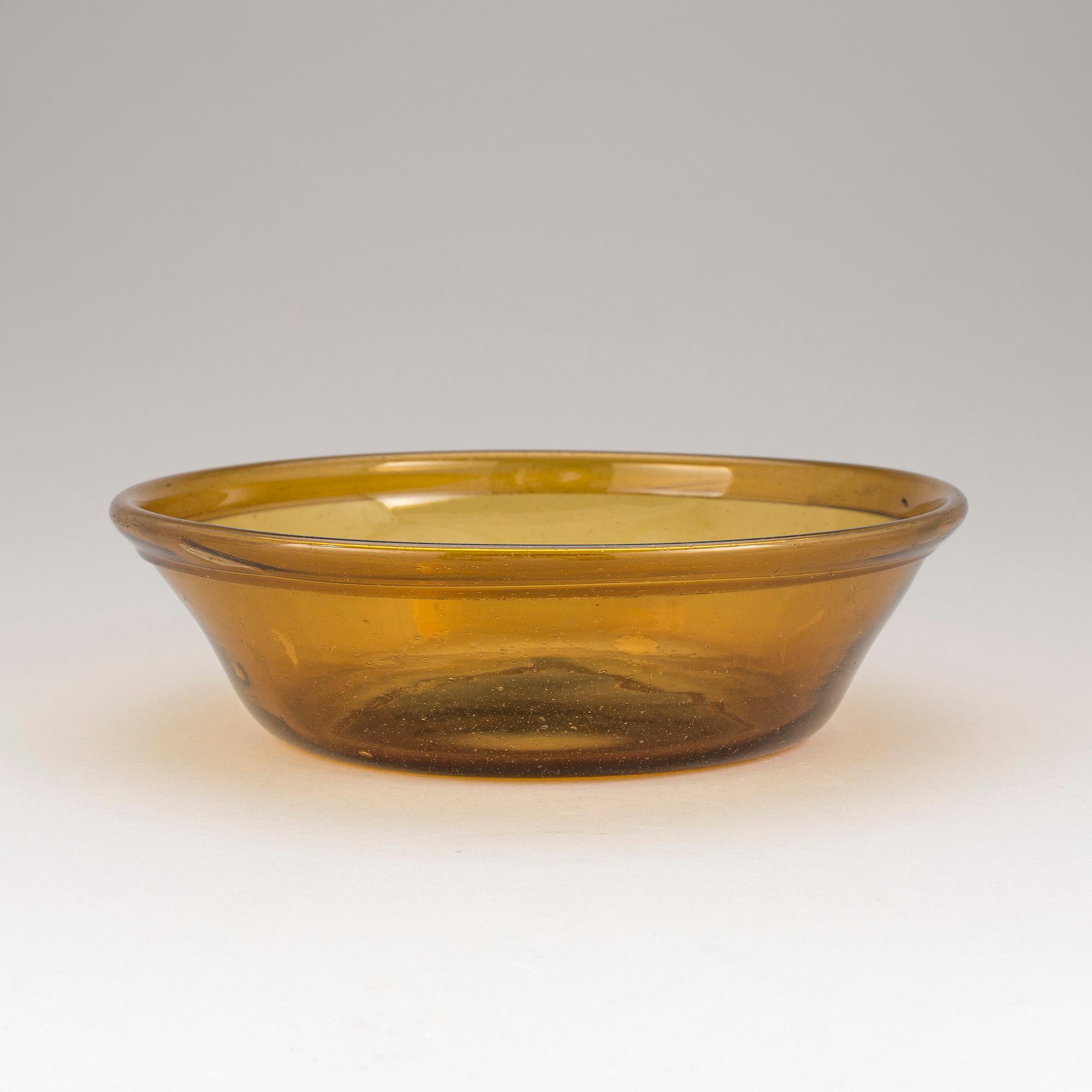 A Swedish around year 1800 glass bowl.