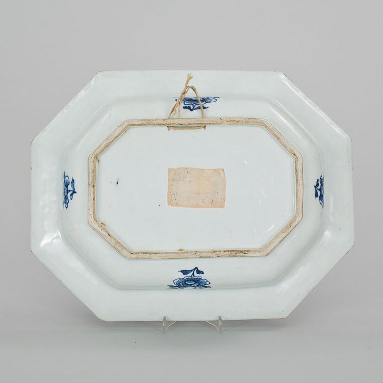 TERRINFAT, kompaniporslin. Qing dynastin, Qianlong (1736-95).