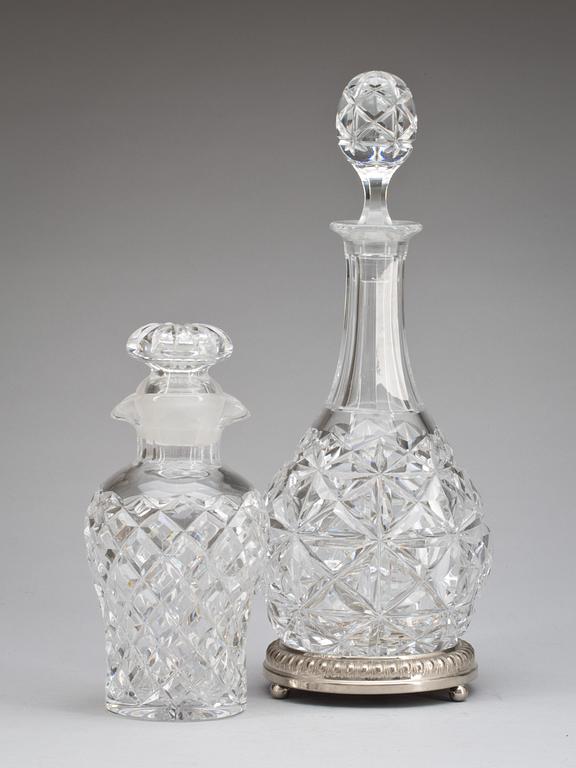 VINKARAFF samt DRINKSHAKER/MIX, glas. 1900-talets andra hälft.