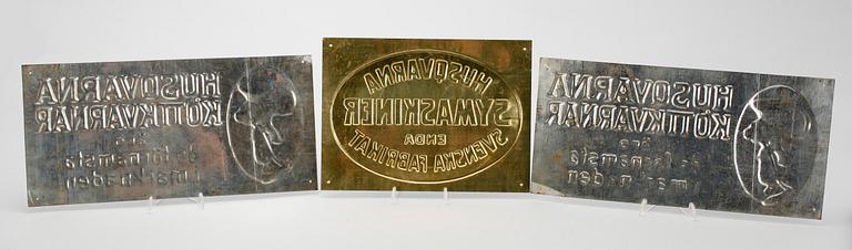REKLAMSKYLTAR, 3 st, plåt, 1900-talets mitt.