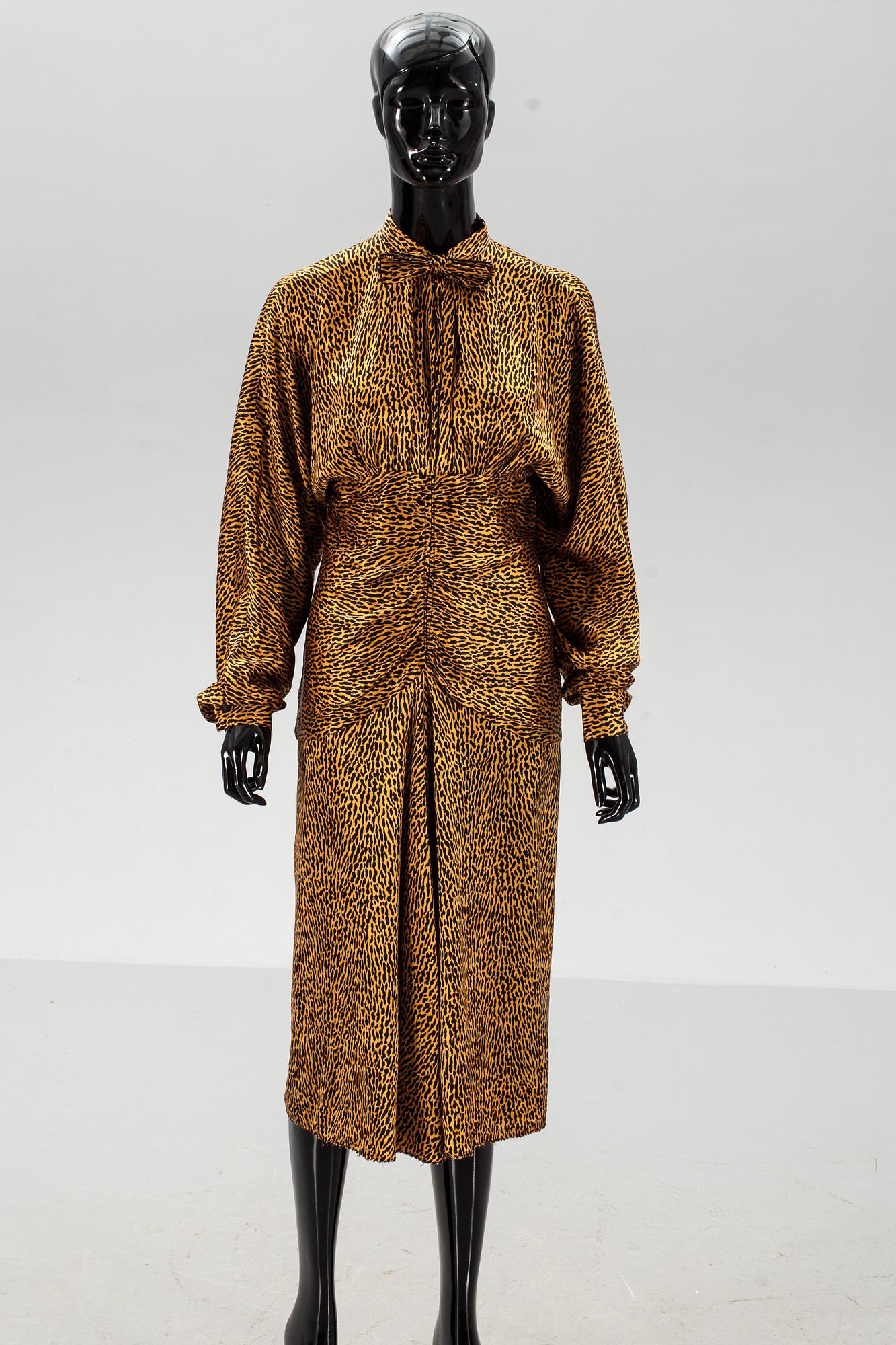 KLÄNNING, Nina Ricci.