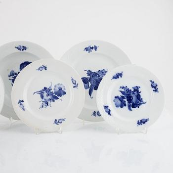 119 pieces of a 'Blue flower' porcelain service, Royal Copenhagen, Denmark.
