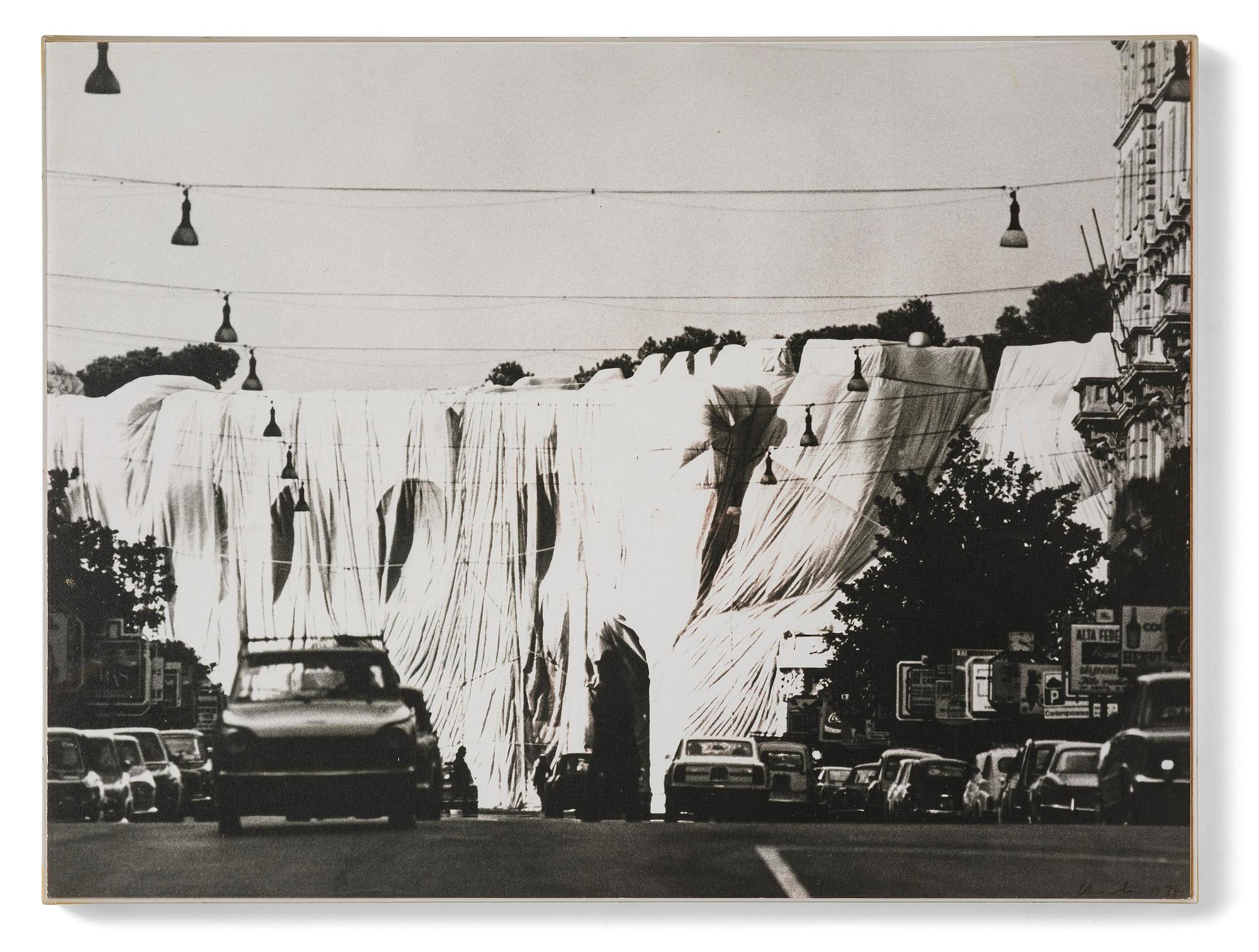 Christo Vladimirov Javacheff, "The Wall / Project for a Wrapped Roman Wall".