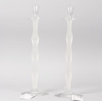 LJUSSTAKAR, ett par. Glas. Design Anne Nilsson, Orrefors. "Celeste".