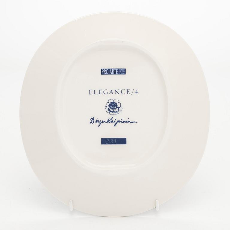 Birger Kaipiainen, fat, porslin, "Elegance/4", numrerad 331. Pro Arte, Arabia.