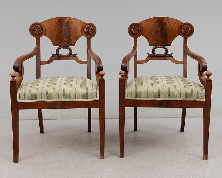KARMSTOLAR, 1 par, Karl Johan, 1800-talets mitt.
