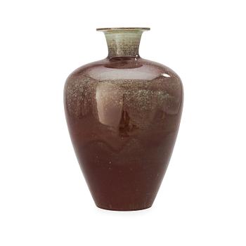 725. Berndt Friberg, A Berndt Friberg stoneware vase, Gustavsberg Studio 1970.