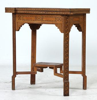 SPELBORD, orientaliskt, 1800/1900-tal.