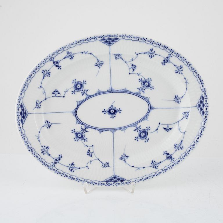 Kaffeservis, "Musselmalet Halvblonde", 26 delar, porslin, Royal Copenhagen, Danmark.