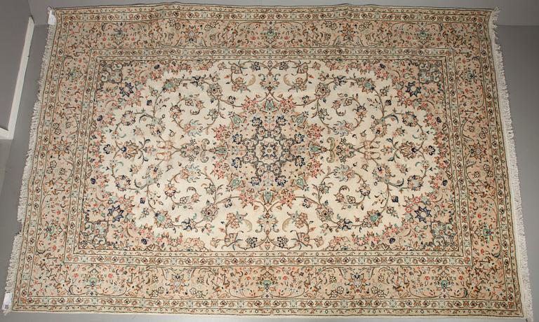 MATTA, Kashan 303x200 cm.