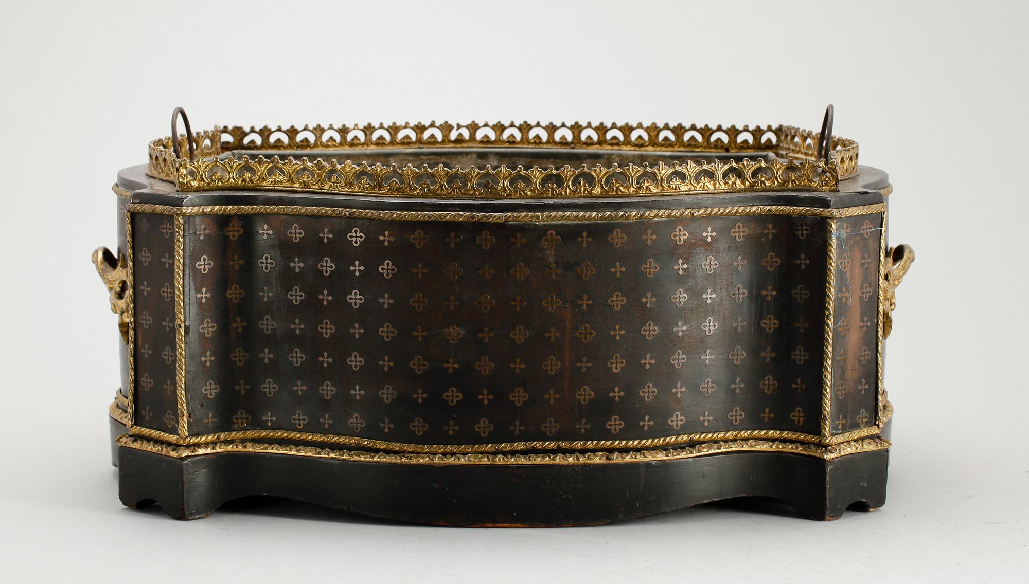 JARDINJÄR, Louis XVI-stil, 1800-tal.