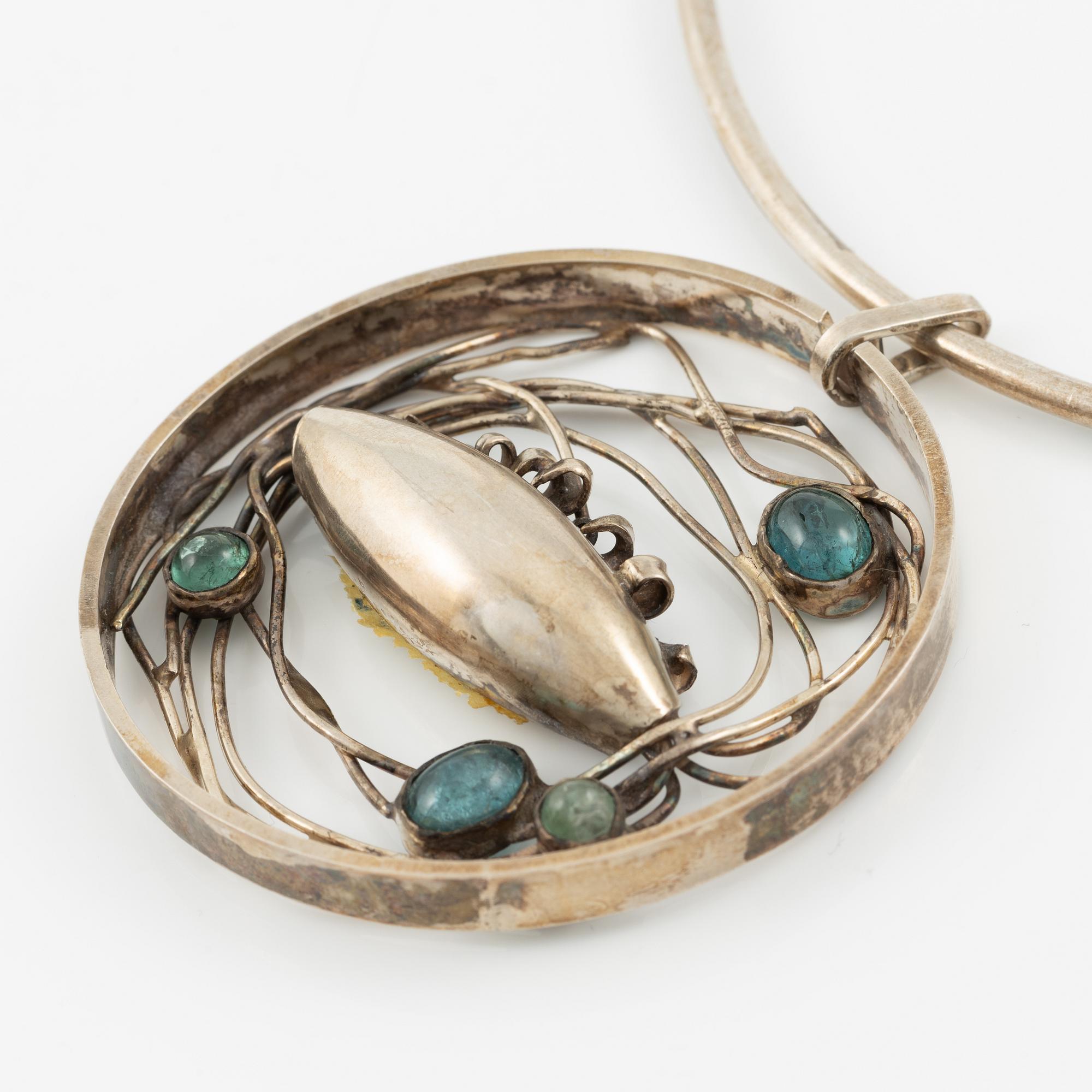 Lars Arby, pendant with neck ring, sterling silver with tourmalines, Gothenburg 1970 and 1974.