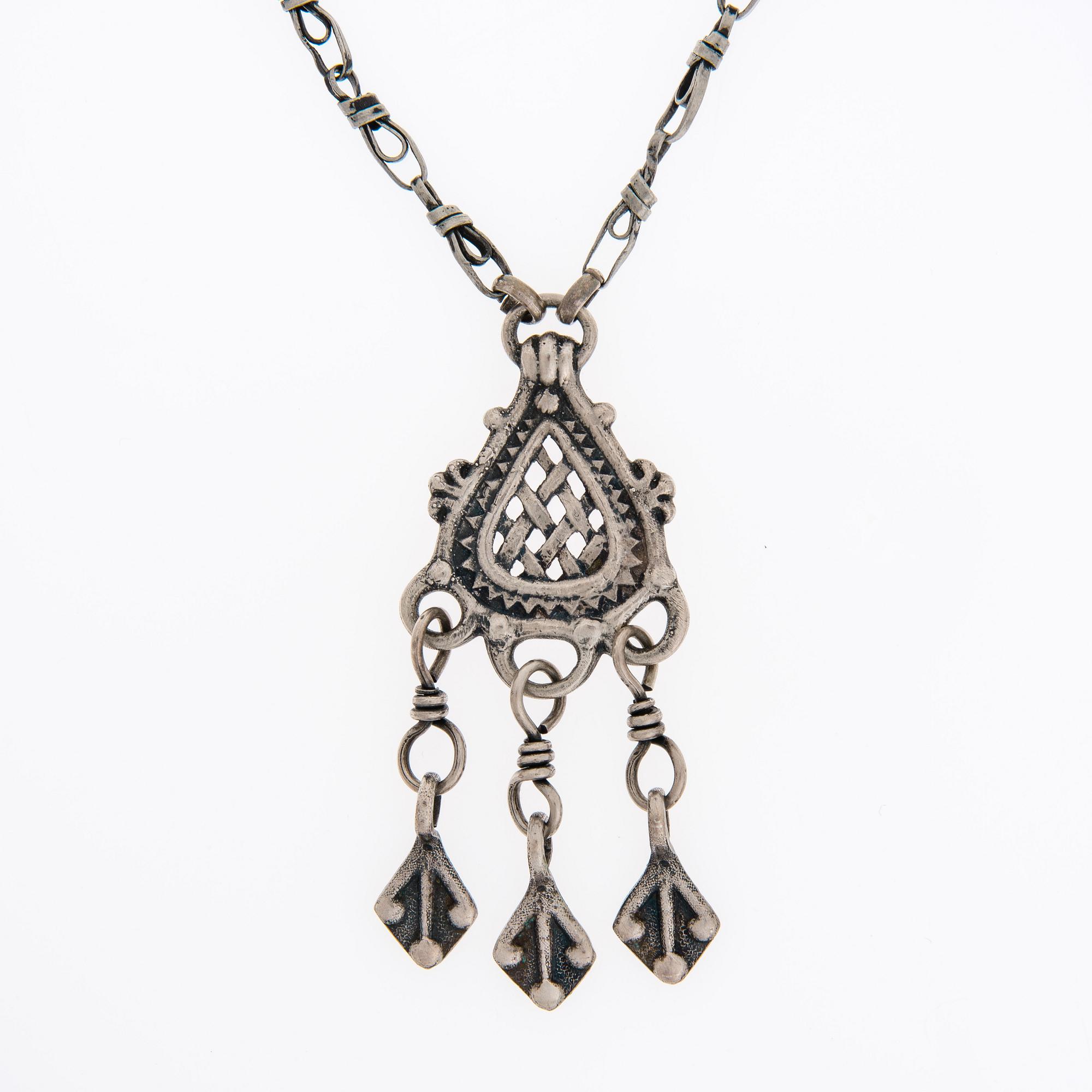 HALSSMYCKE, Kalevala Koru 1944, silver.