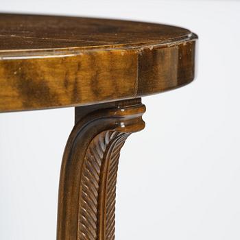 Axel Einar Hjorth, a "Louis" table, Nordiska Kompaniet, 1944.