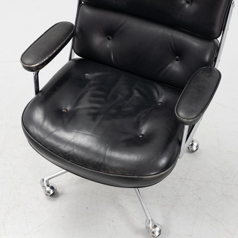 Charles and Ray Eames, fåtölj, "Lobby Chair ES 104".