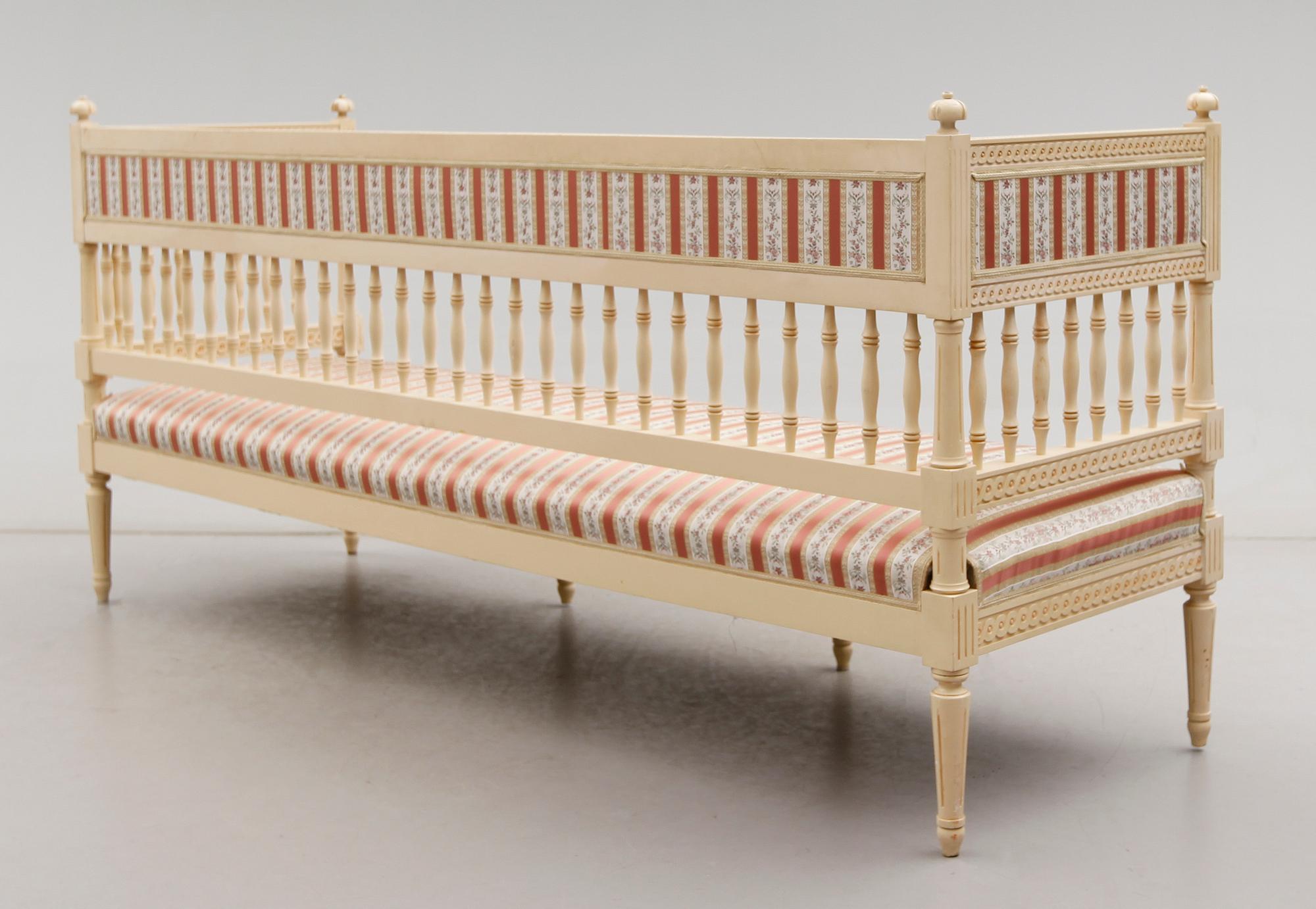 SOFFA, gustaviansk stil, 1900-talets mitt.