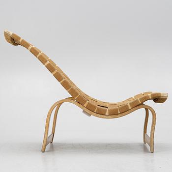 Bruno Mathsson, fåtölj, "Vilstol mod. 36", Firma Karl Mathsson, Värnamo, 1938.