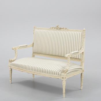 SALONGSGRUPP, 8 delar, Louis XVI-stil, 1900-talets första hälft.