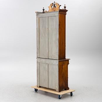 Bokskåp, 1800-talets andra hälft.