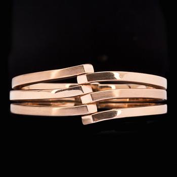 ARMRING, 14 k guld. Vikt ca 29 g.