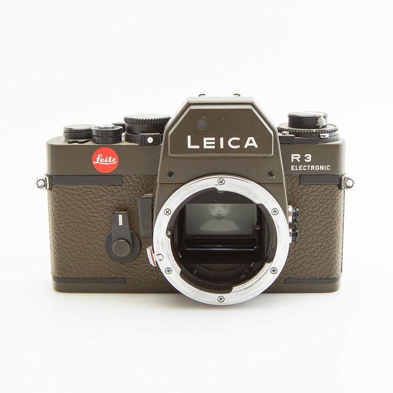 Kamera Lieca  R3 Electronic "Safari" kamerahus och objektiv.