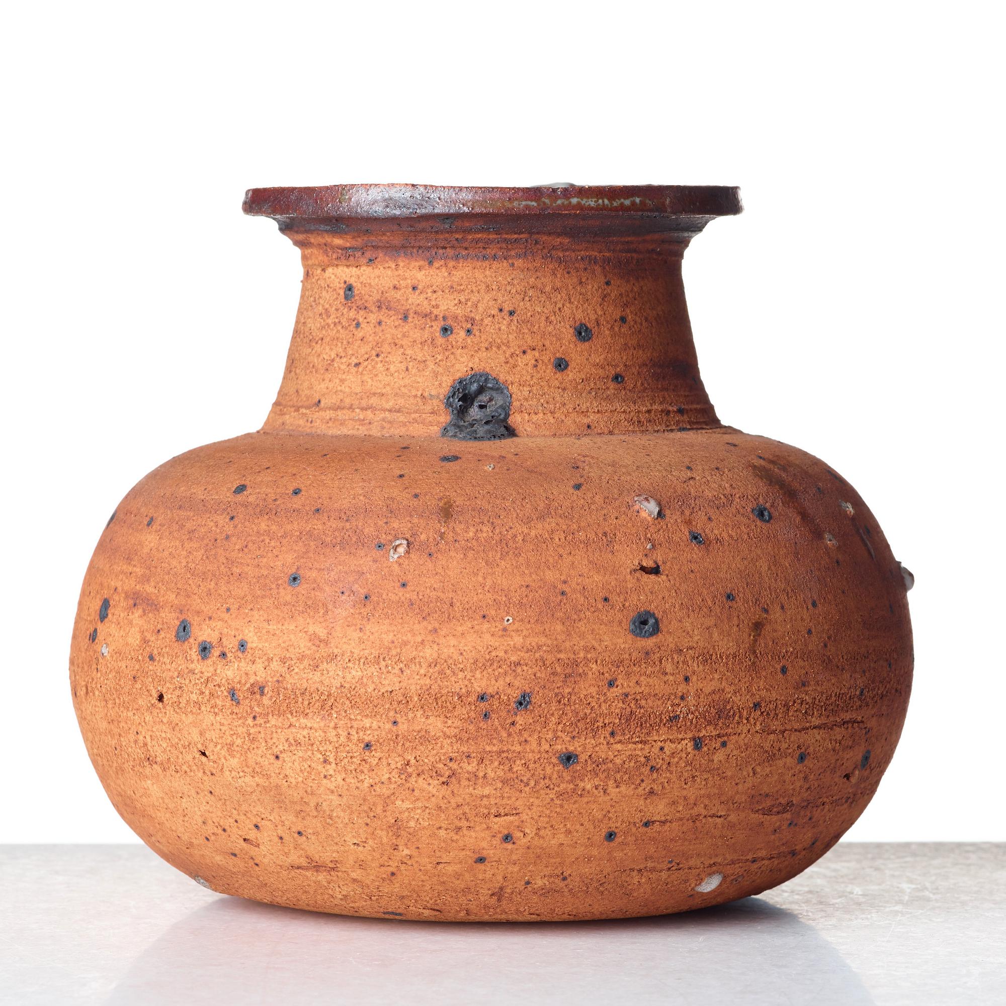 Kyllikki Salmenhaara, a mid 20th century stoneware jar, Arabia, Finland.